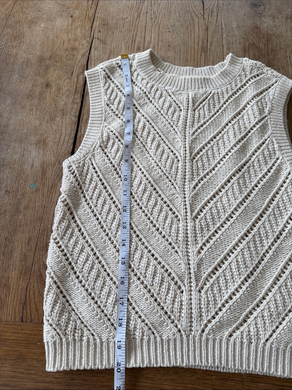 A.N.A. Cream Knit Sleeveless Sweater Vest size XS - Picture 2 of 4